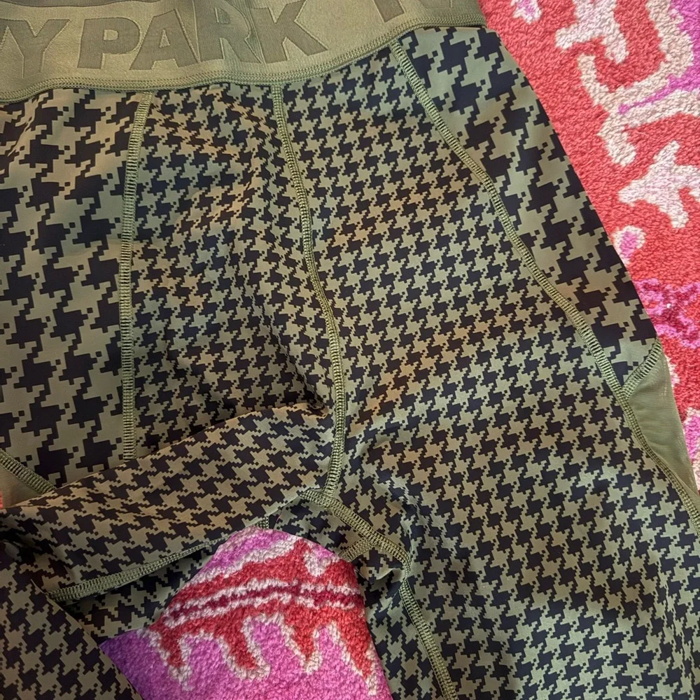 Adidas x Ivy Park Olive Houndstooth Leggings - Picture 3 of 4